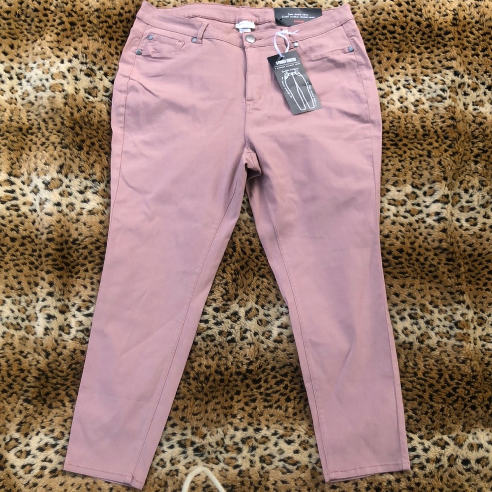 Avenue Women's Pink Skinny Jeans